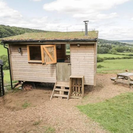 Shepherds Hut By Stepney Stays Скарборо Экстерьер фото