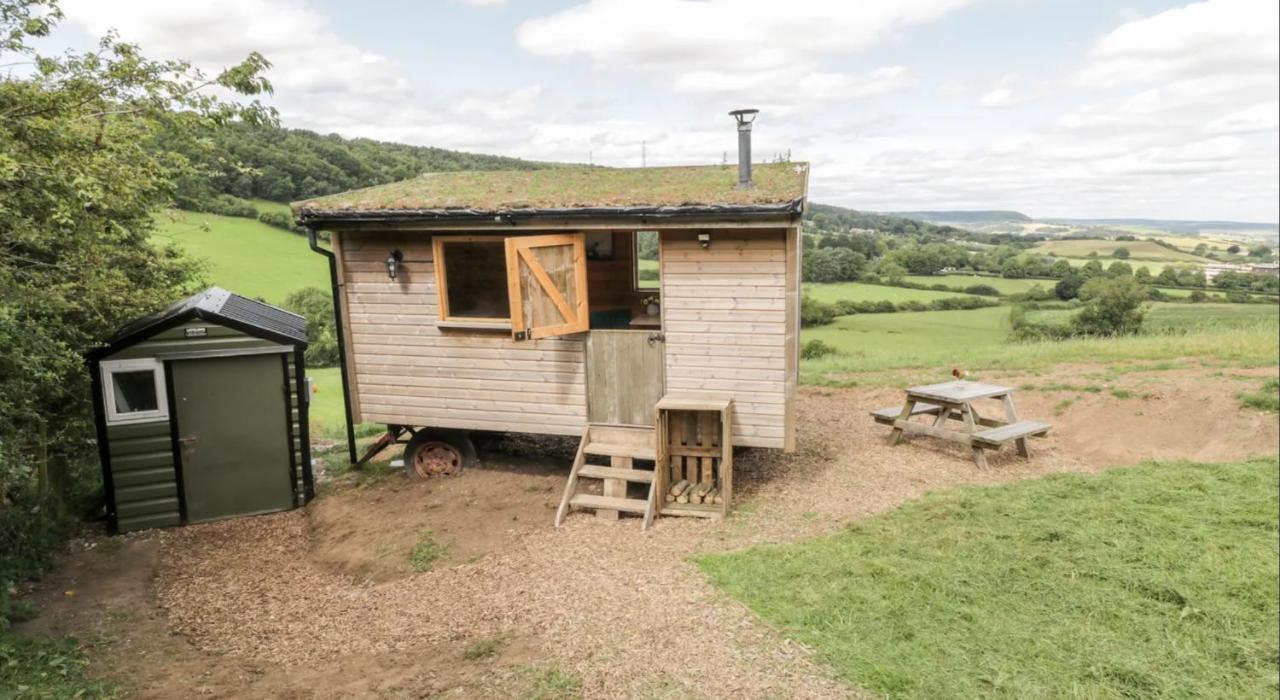 Shepherds Hut By Stepney Stays Скарборо Экстерьер фото